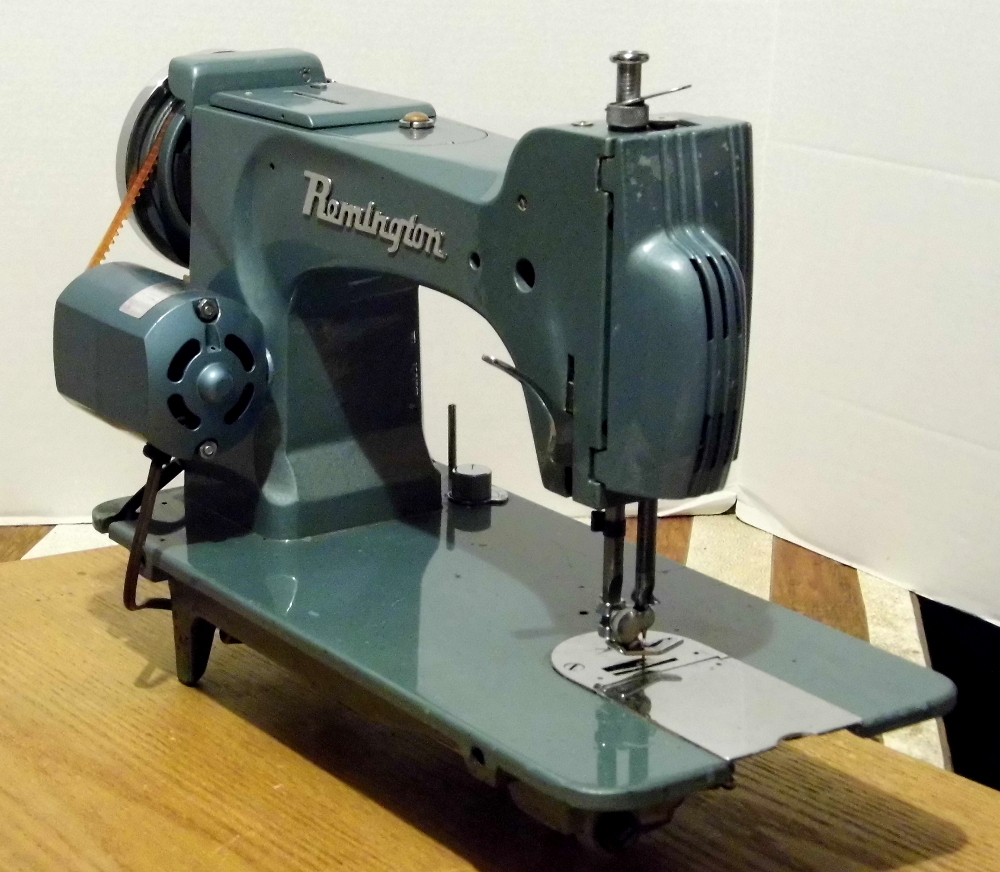 Stunning Remington Vintage Sewing Machine
